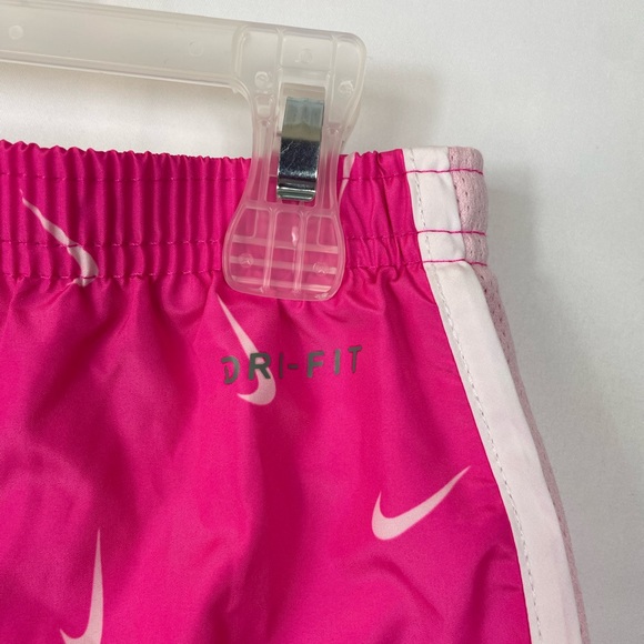 Nike Dri-Fit Pink Logo Shorts Girls 4 - Picture 7 of 12